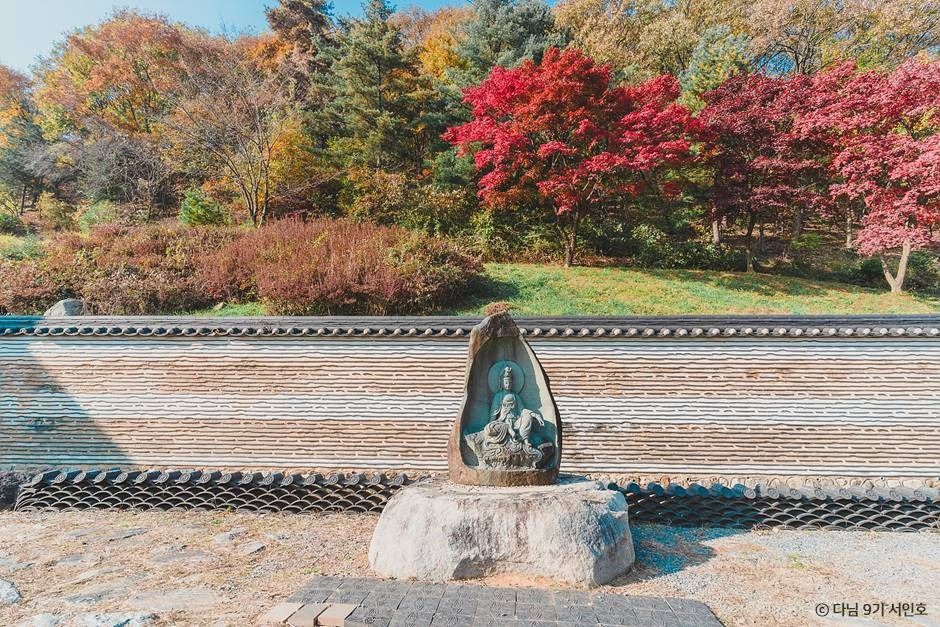 와우정사 불상 전경
