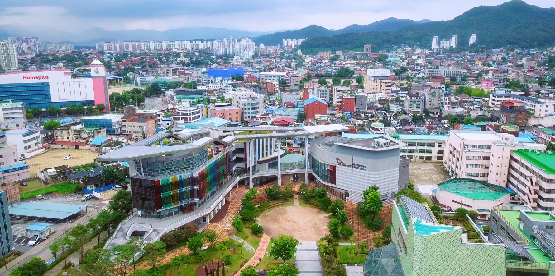 20 Hyeonmu 1-gil, the Korea Traditional Culture Center Where Hanji and Korean Cuisine Meet