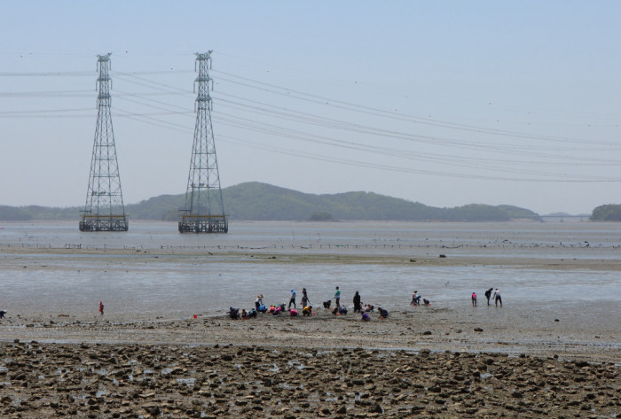 Daebudo — The Island of “Big Hills” Created by the Sihwa Seawall