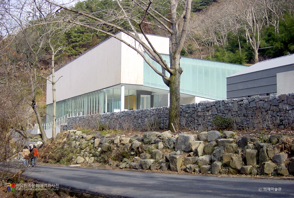 무등산 증심사길에서 만나는 허백련의 수묵과 차밭