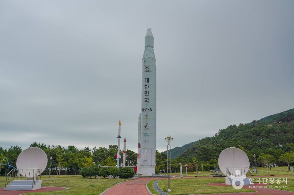 외나로도 끝에서 만나는 한국 로켓의 실물 무대