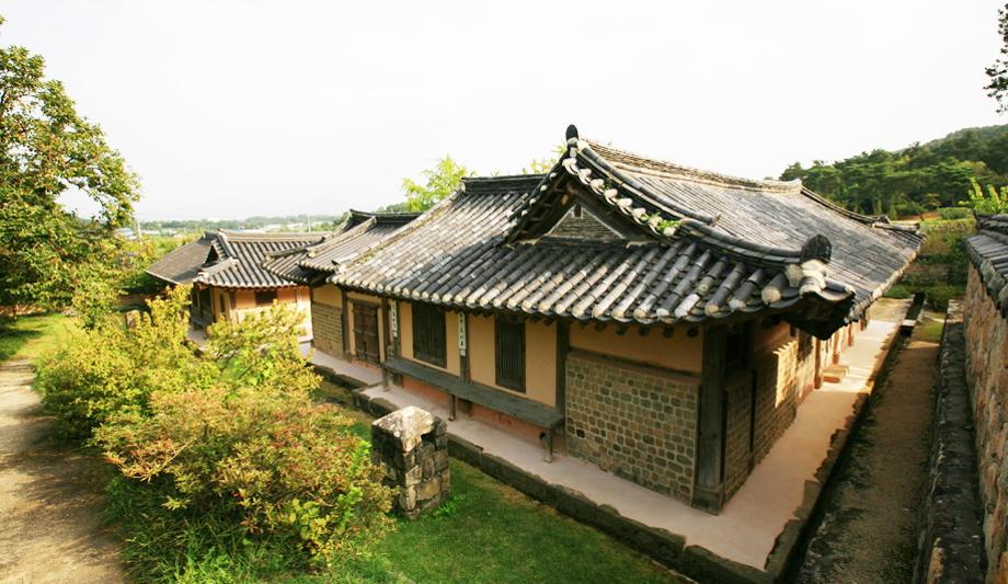추사고택 전경.