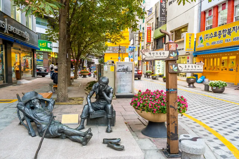 부산 40계단에 남은 피난민의 길과 450m 골목
