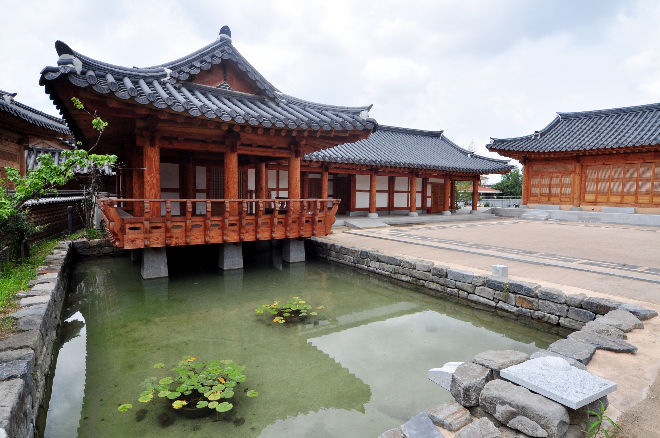 전주소리문화관의 전시 공간을 보여주는 사진입니다.