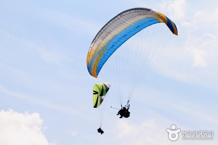 Yangbangsan Paragliding Site, a 664 m Launch Point Accessible from Danyang Station