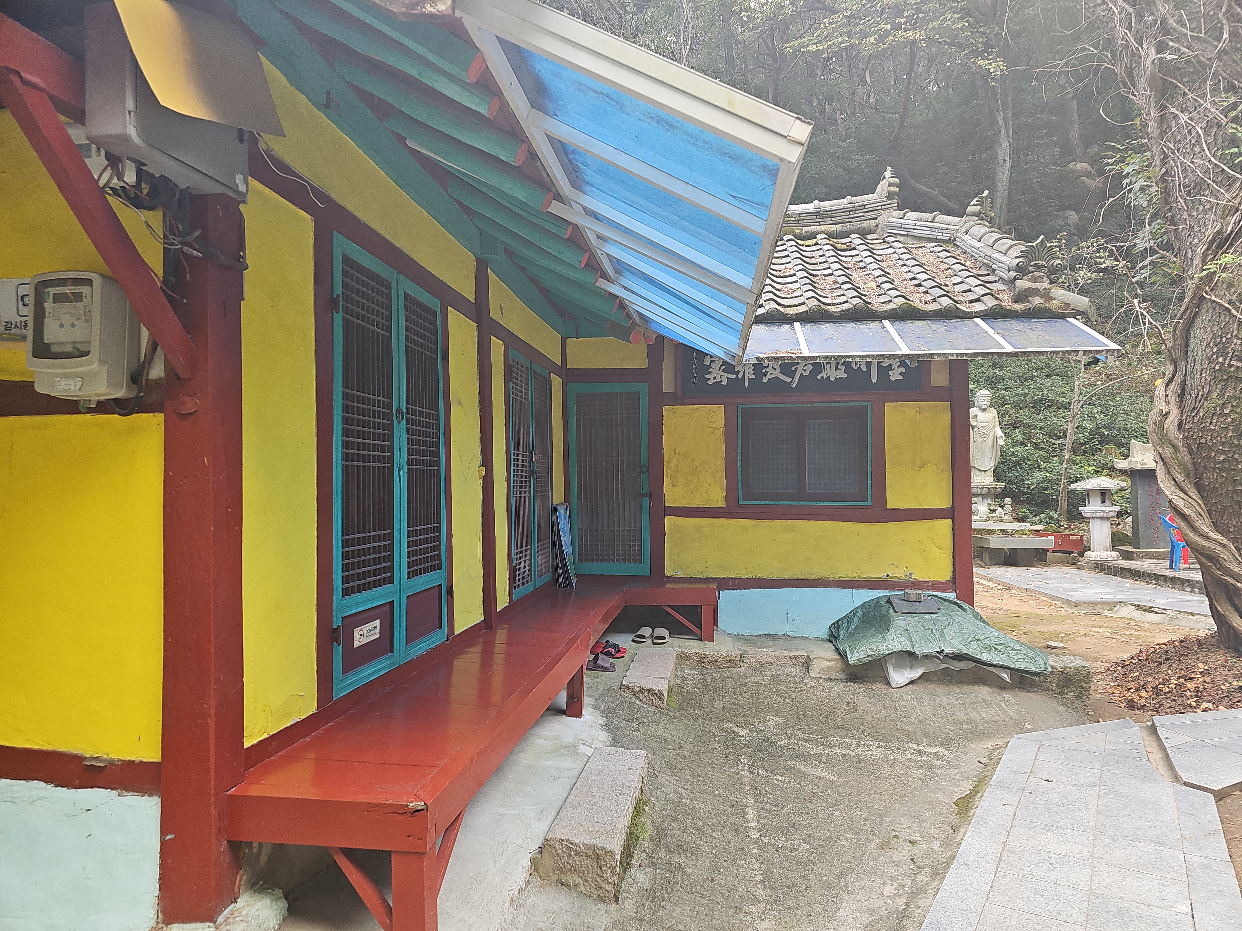 At the Southern Foot of Geumgangsan: How to Reach Geumgangsa Temple in Busan and the History of Chabatgol