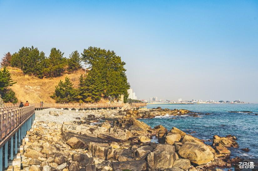 Mukho Lighthouse Marine Cultural Park: How to Walk the 1963 Lighthouse and Nongoldam-gil Together