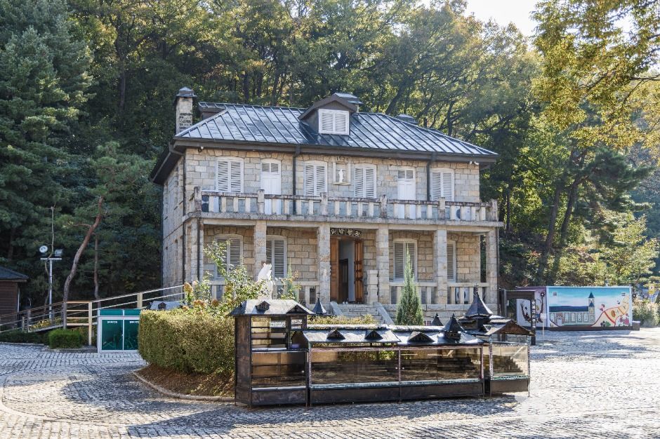 Encounter the Maegoe Museum in Gamgok Catholic Church’s Old Rectory