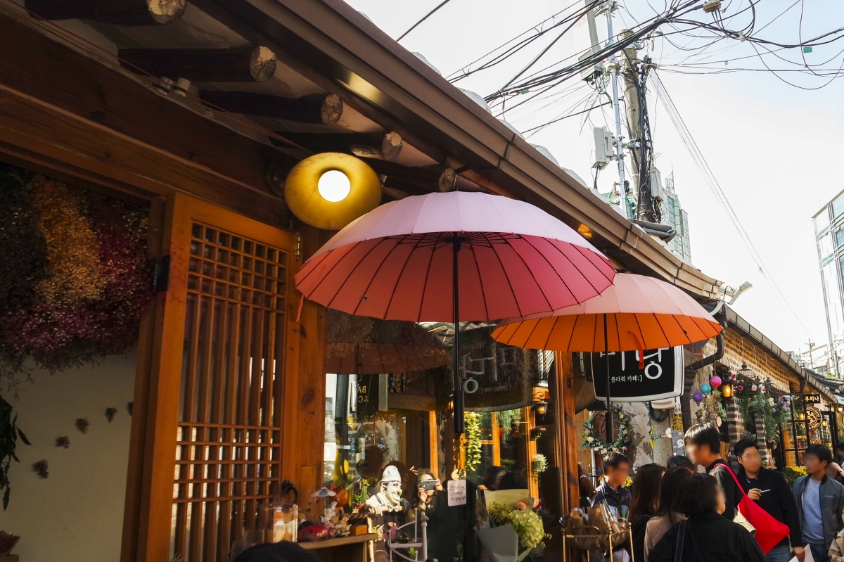Ikseondong Hanok Village