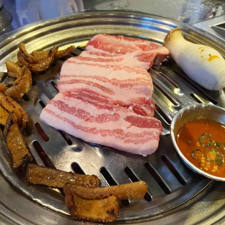 Yuktonghyeong Sorae Branch