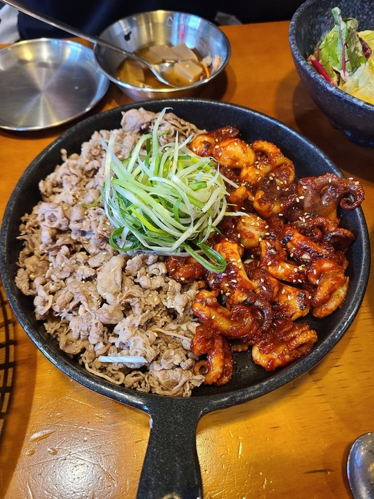 Sinbokgwan (Central Park Branch)