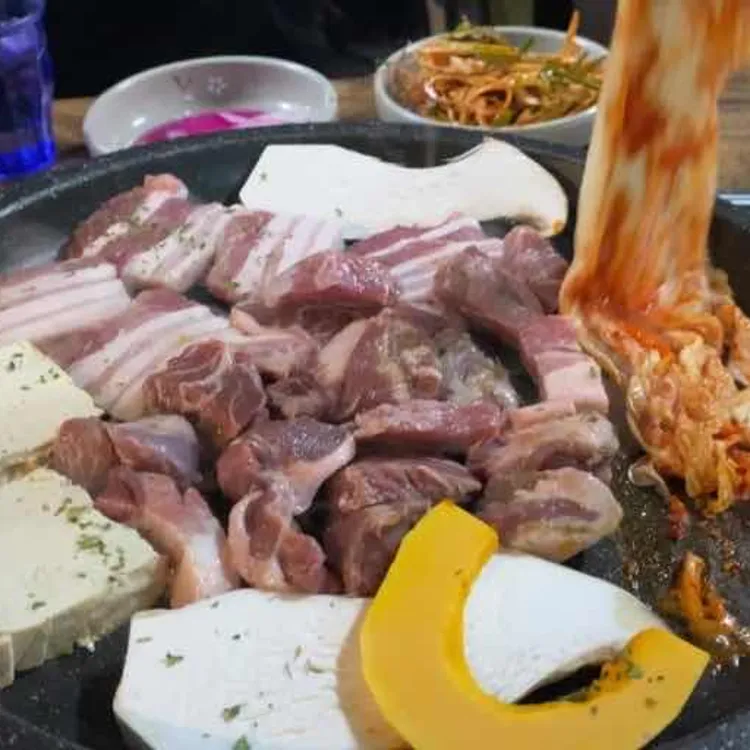Haeundae Matzip Show Me the Meat (Gogi Jip)