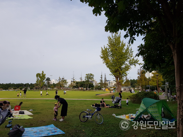 Gyeongpo Lake Plaza