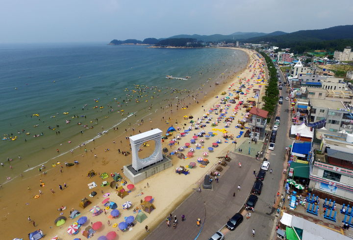만리포 해수욕장