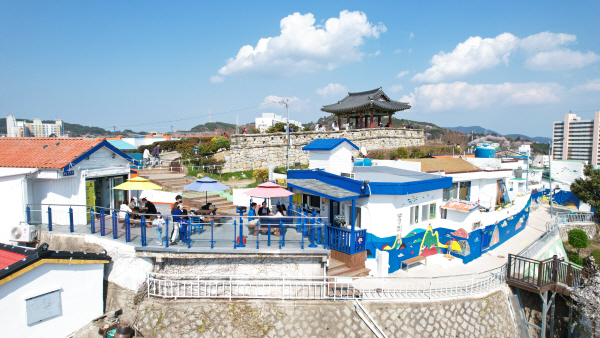 Dongpirang Mural Village
