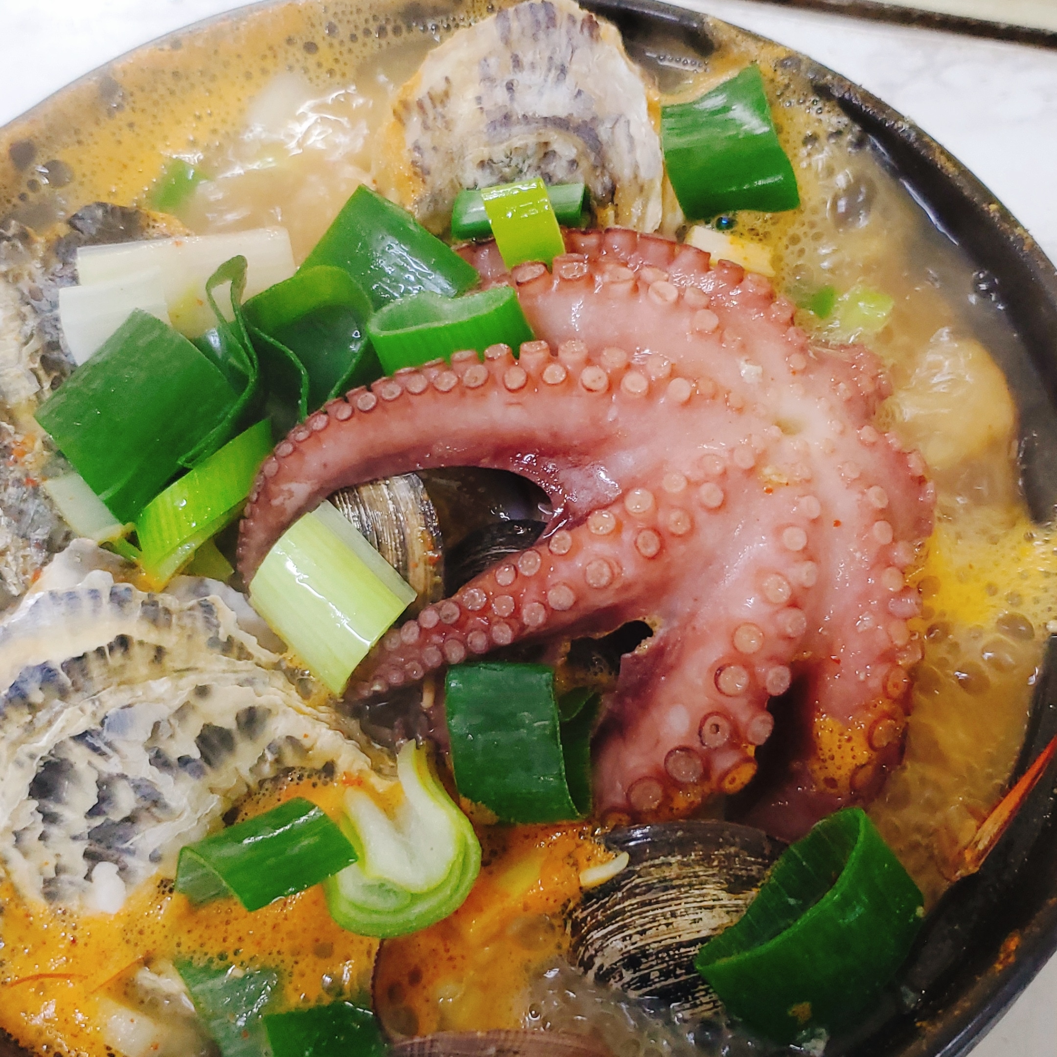 Manpung Seafood Ddukbaegi
