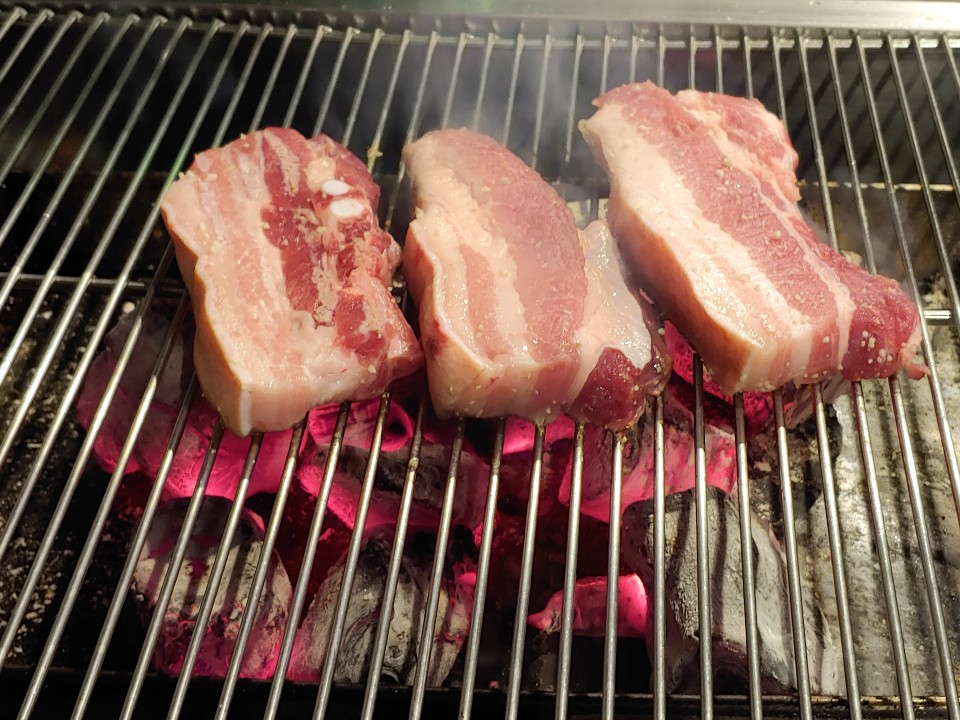 계족산숯불생고기