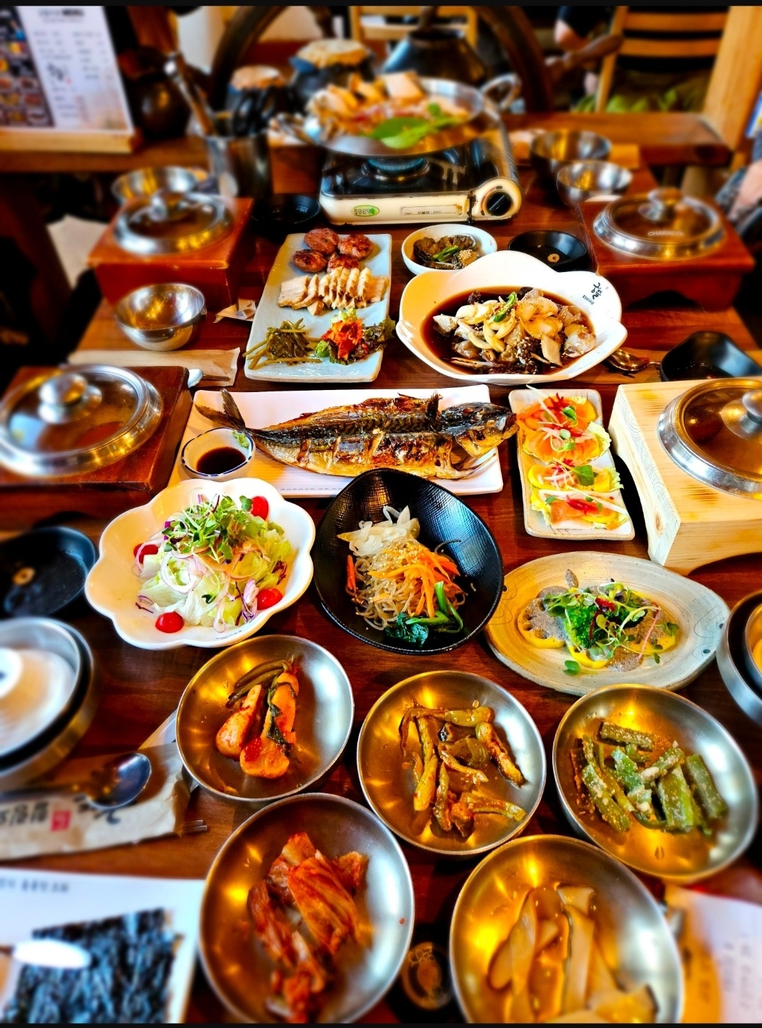 Gungtteul Delicious Fermented Meal Table