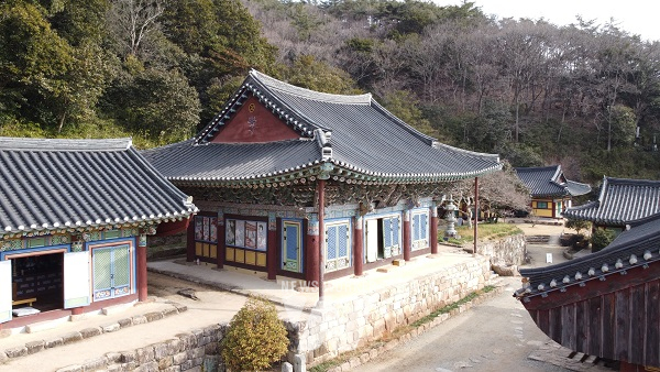 Baekryeonsa Temple