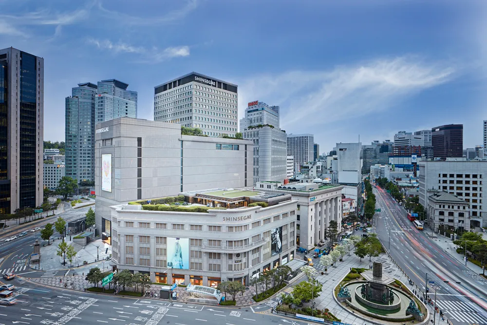 Seogwanmyeonok Sinsegae Department Store Myeongdong Main Branch