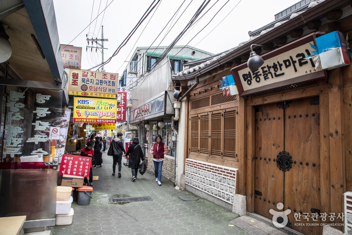 Dongdaemun Dakhanmari Alley