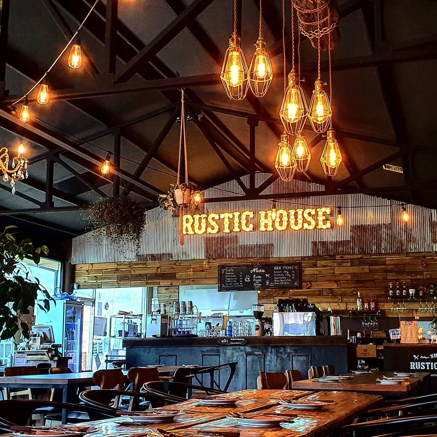Rustics Smokehouse