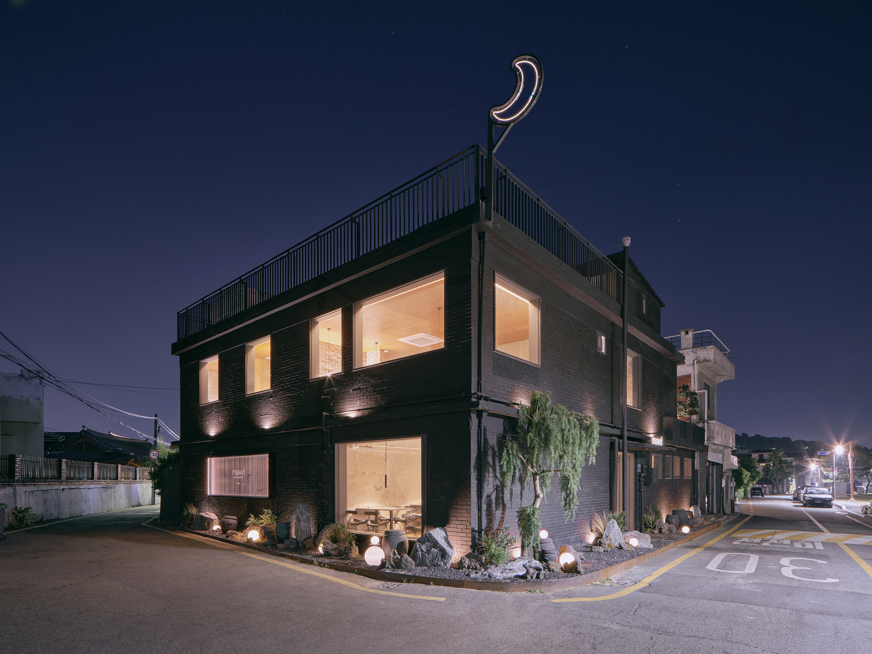 Muwol Suwon Haenggung Branch