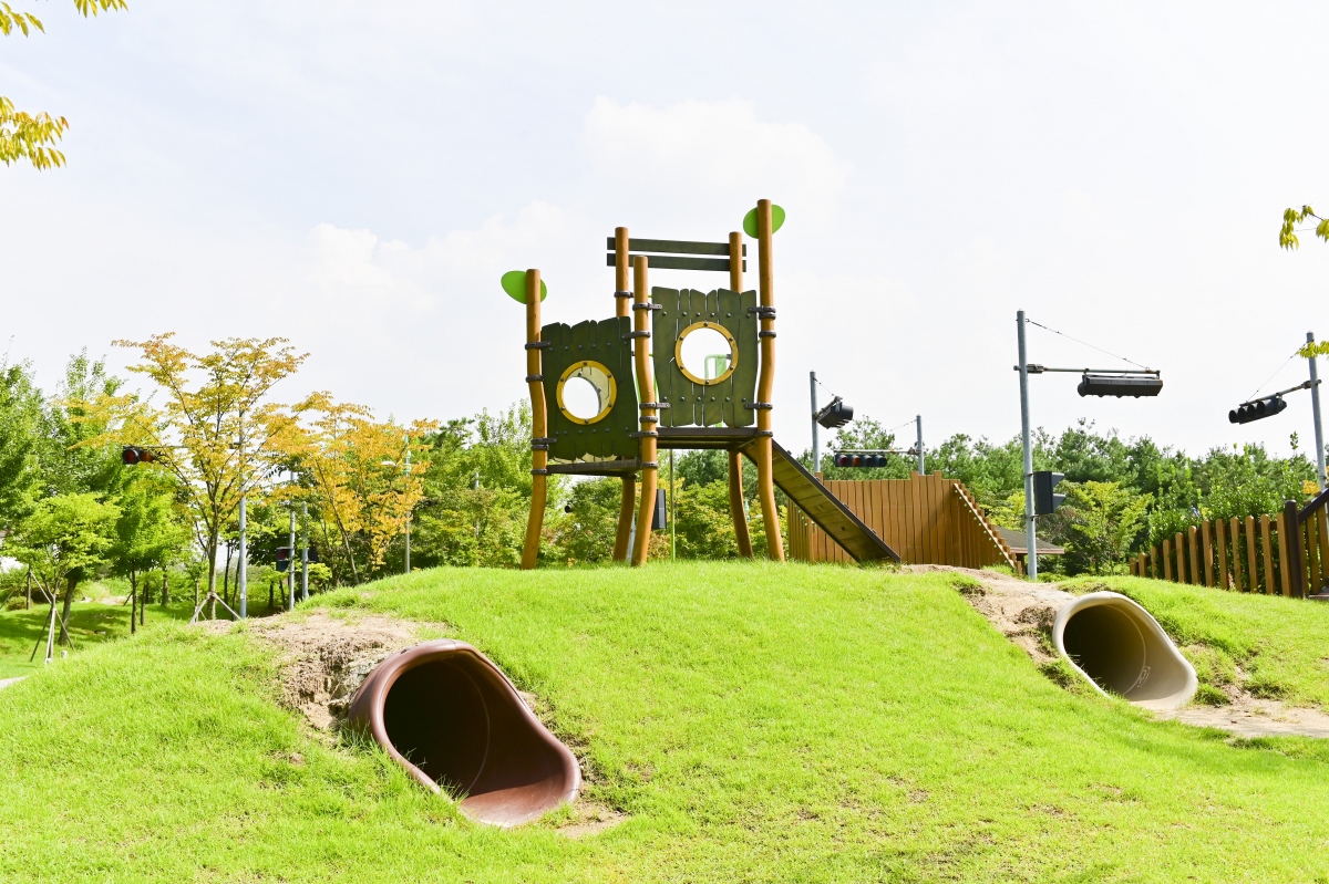 Geolpo Jungang Park
