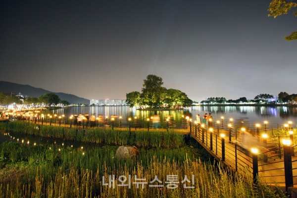 수성못