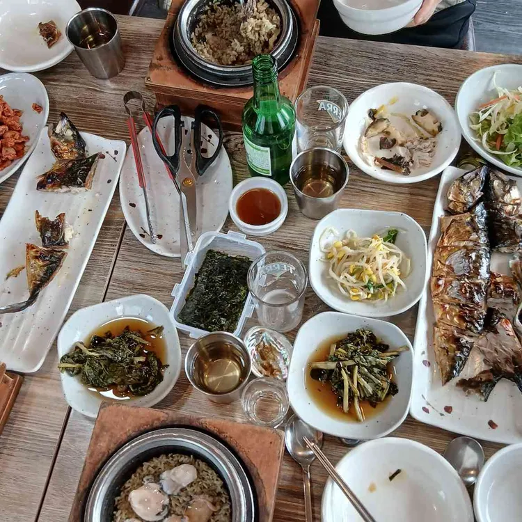 효섬마을초가집
