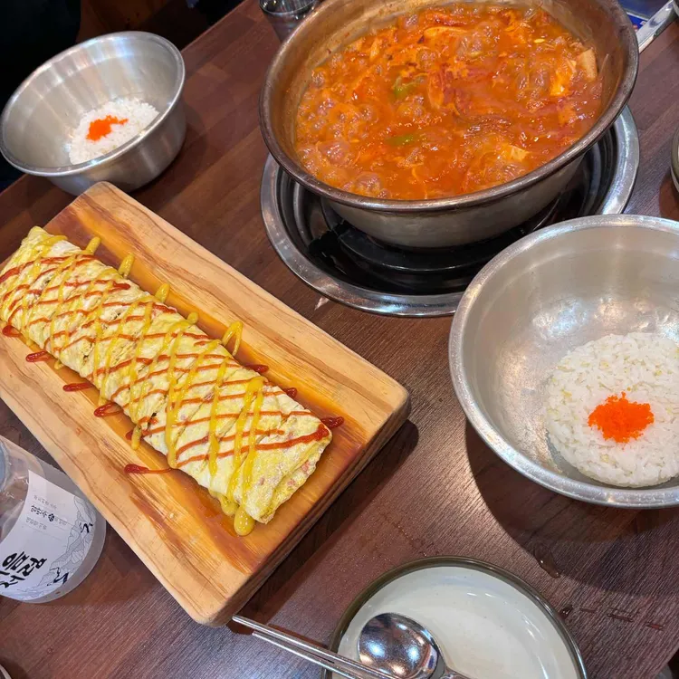 Tanggane Saenggogi Kimchi Jjigae