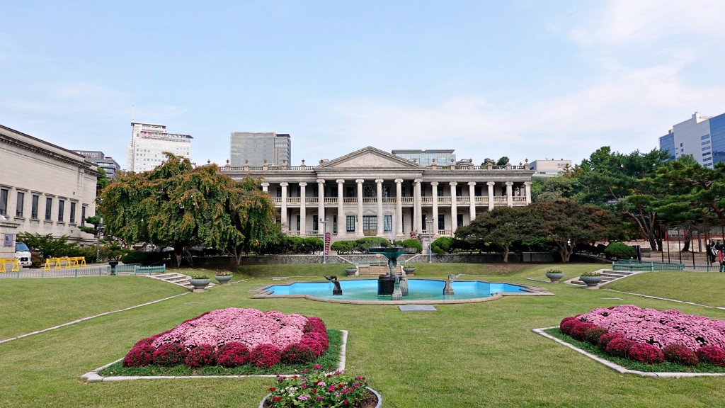 Deoksugung Palace