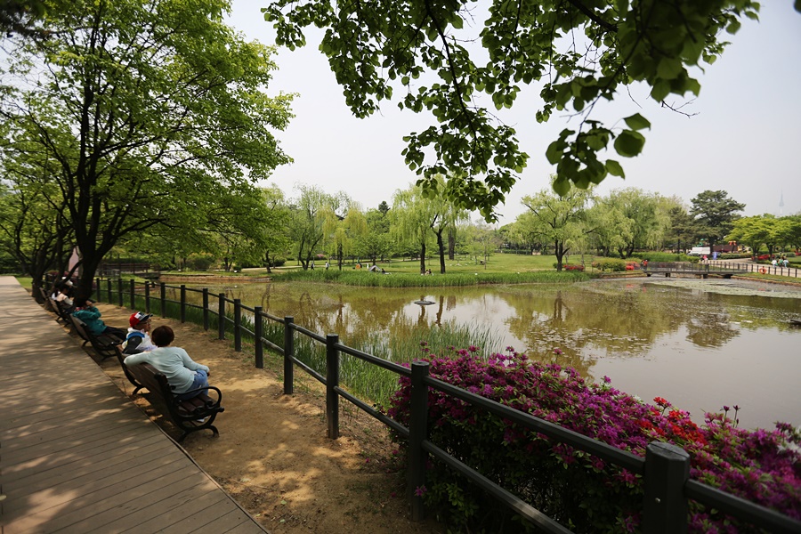 Yongsan Family Park