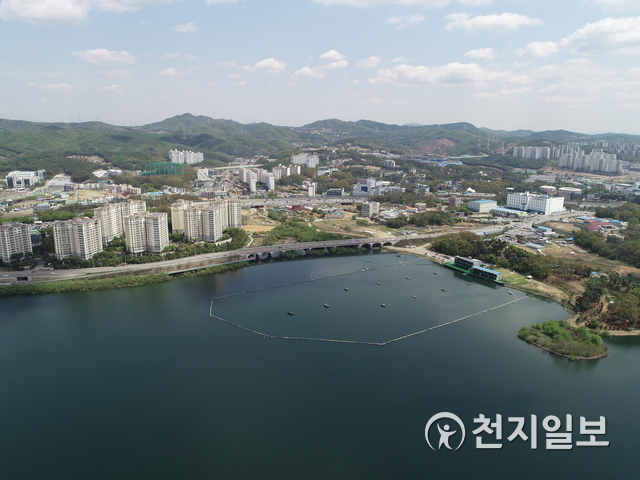 Giheung Lake Park