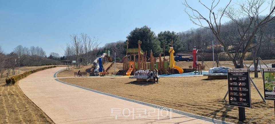 Gonjiam Ceramic Park
