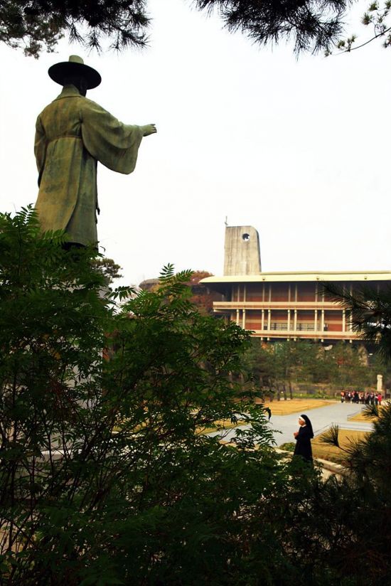 Jeoldusan Martyrs' Shrine