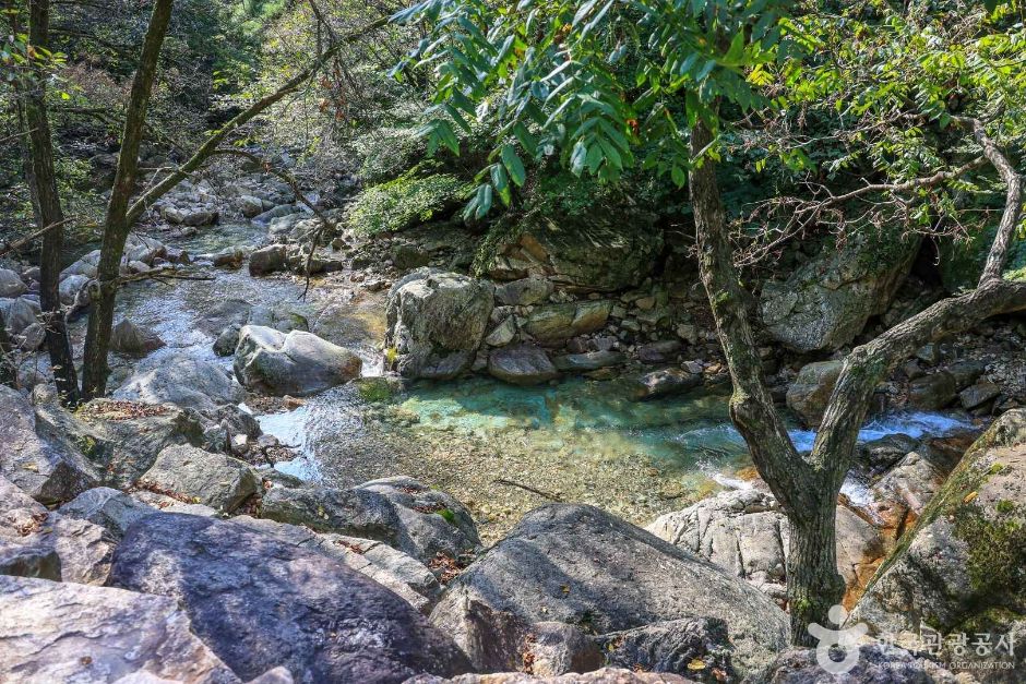Jungwon Valley
