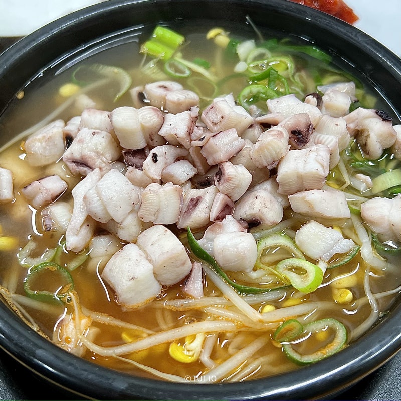 Jeonju Waengi Kongnamul Gukbap