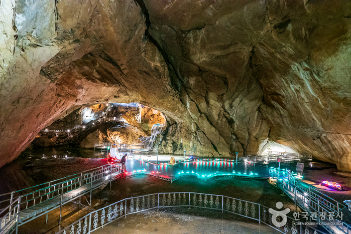 Hwanseon Cave