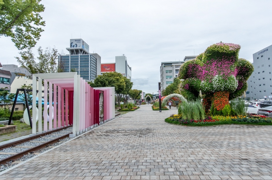 Wolhwa Street