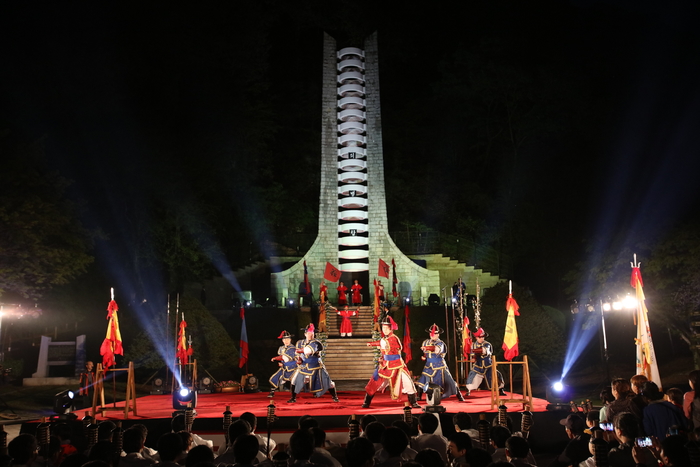 Chungiksa Shrine