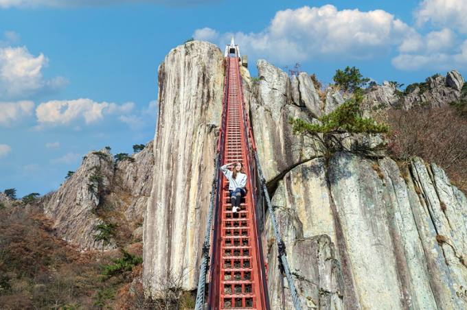 Samseon Stairway