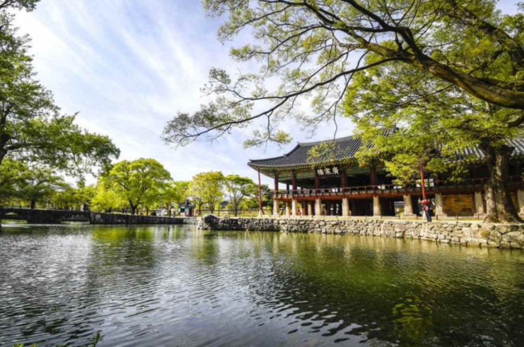 광한루원