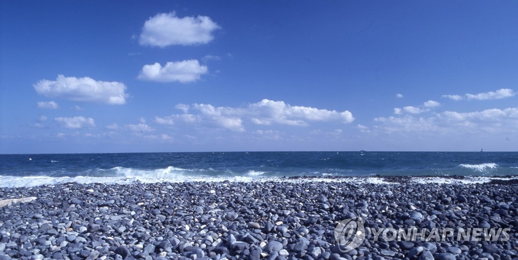 Gangdong Mongdol Beach