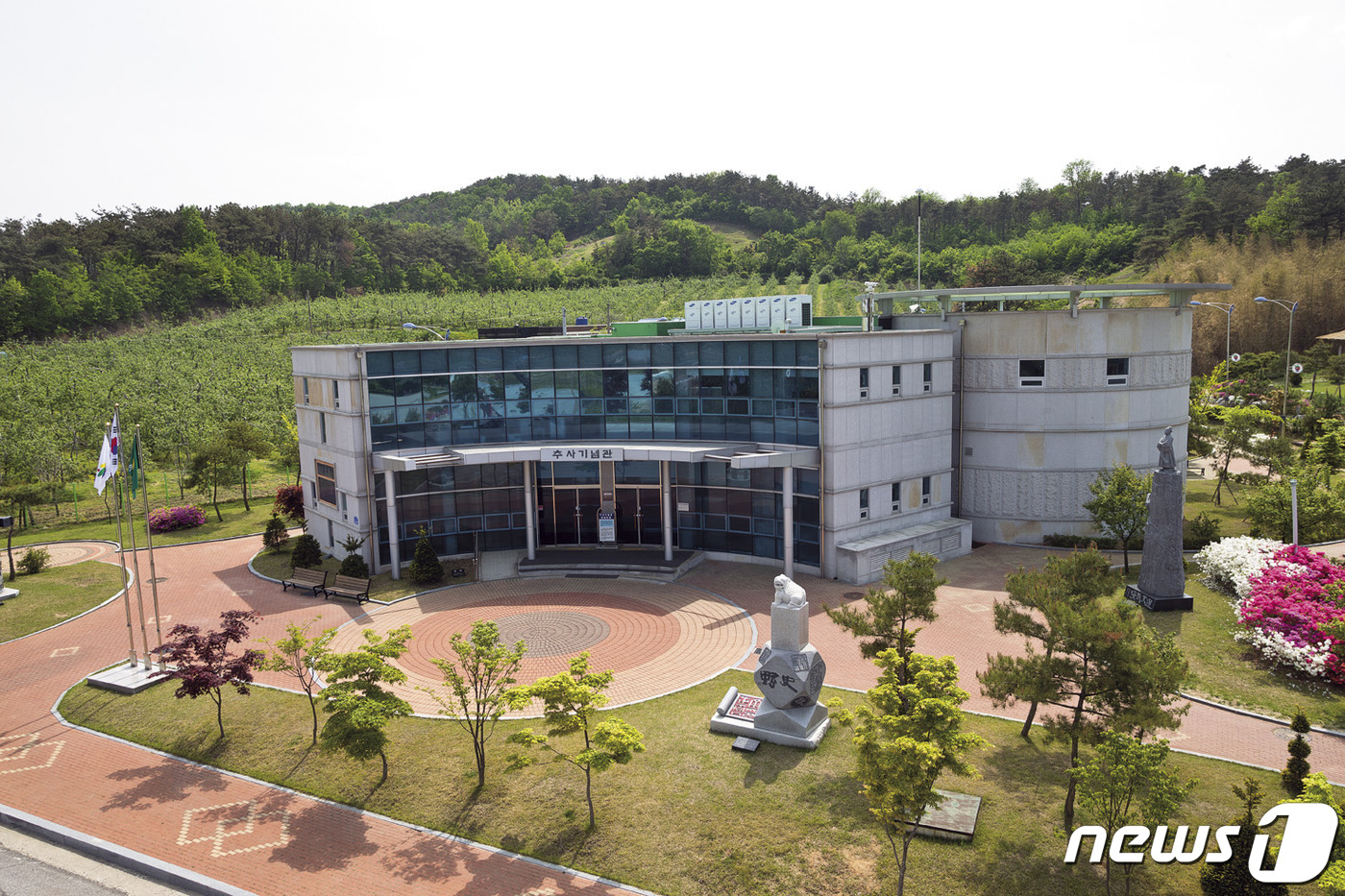 Chusa Memorial Hall