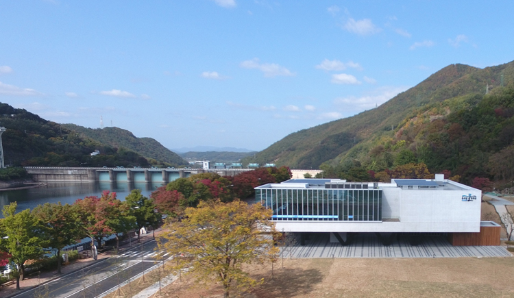 Chungju Dam Water Culture Center