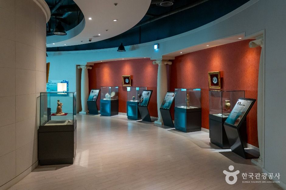 Gimcheon World Ceramic Museum