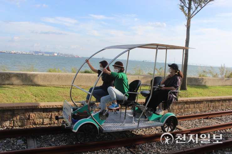 Yeongjong Seaside Rail Bike