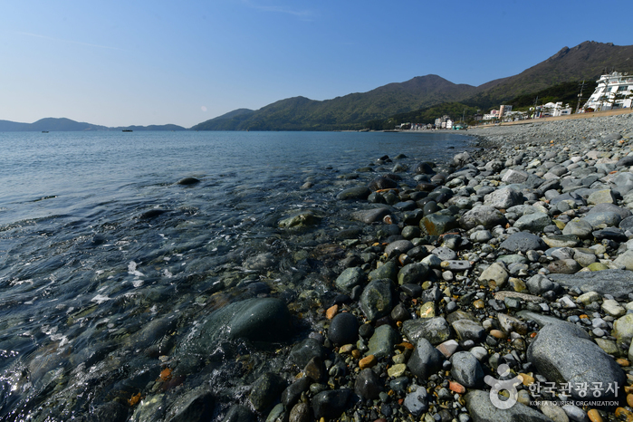 학동흑진주몽돌해변