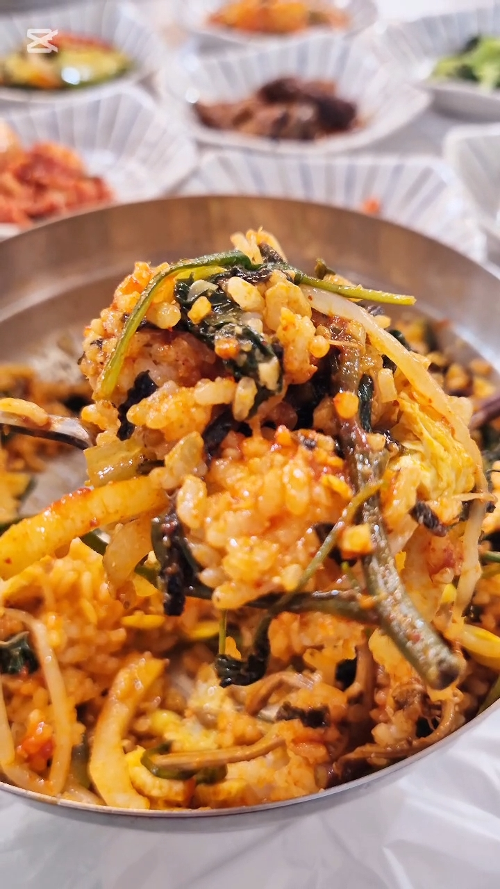 Eunhaesa Yukhaegong Restaurant